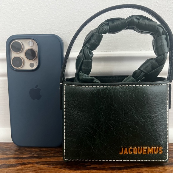 Jacquemus Le Sac Noeud Green top handle mini bag. - Picture 8 of 8